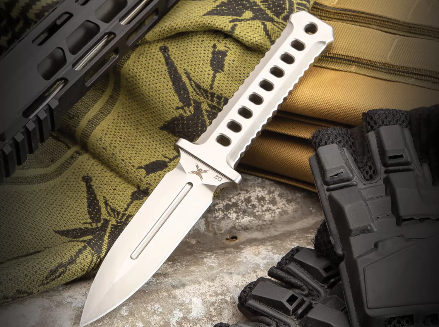 M48 OPS Combat Dagger-United Cutlery Best