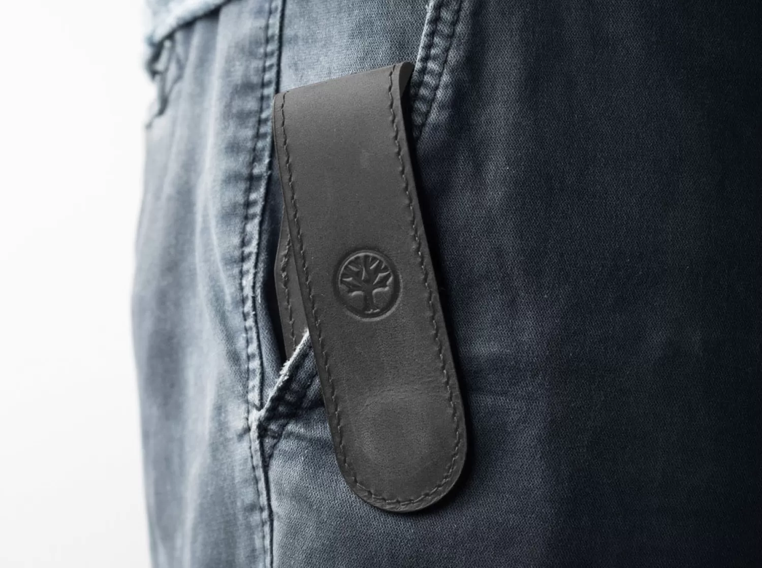 Magnetic Leather Pouch Small-Böker Manufaktur Solingen Outlet